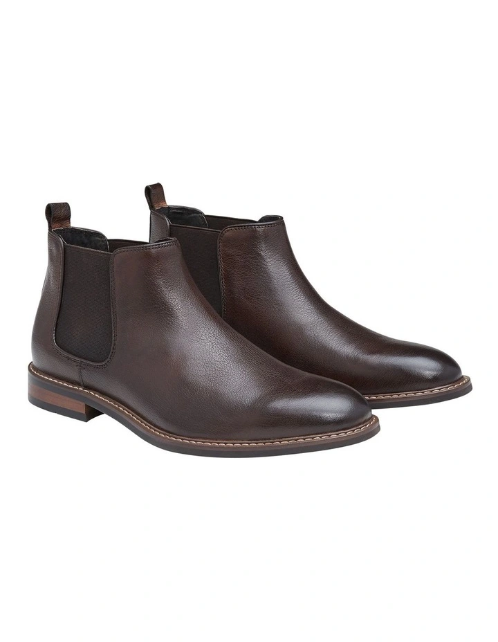 Lucca Leather Chelsea Boots - Image 2