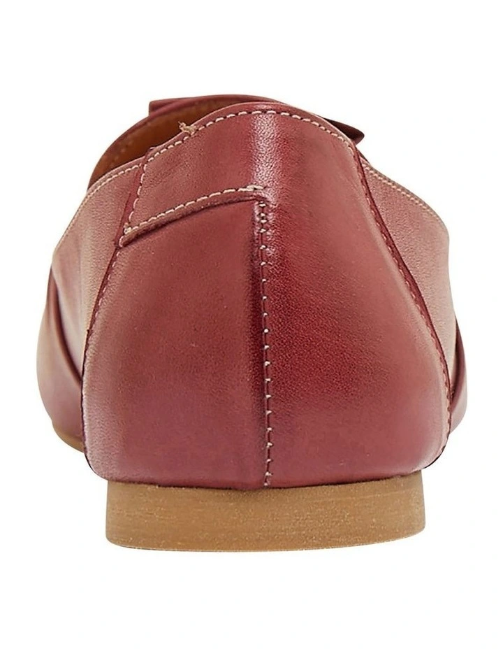 Rosco Flat Shoes In Red Leather - Image 5