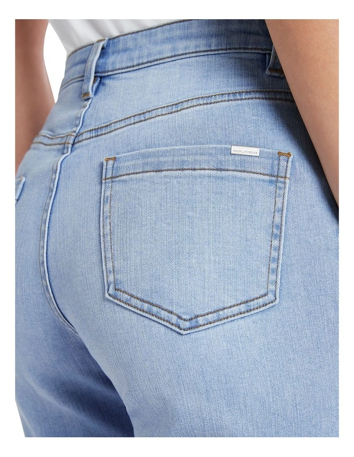 Irina Denim Short In Light Wash - Image 4