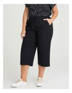 Active Microfibre Crop Pant In Black