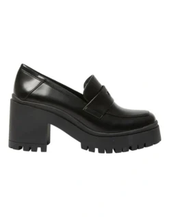 Jolie Loafers In Black